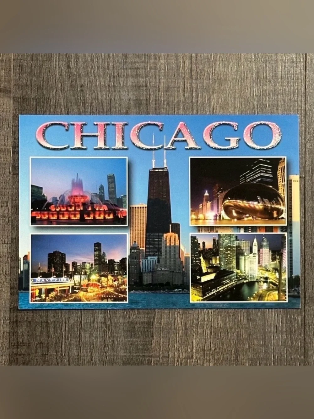 💞 New Glittery Chicago Skyline Postcard